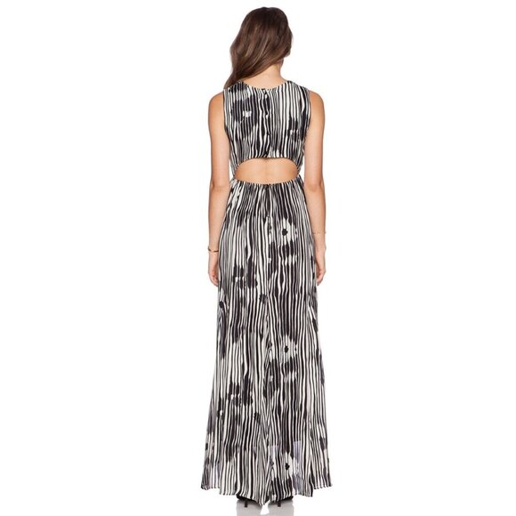 Alice + Olivia Lexa V Neck Ruched Silk Long Maxi Cutout Dress 0 #7993 - Picture 3 of 9